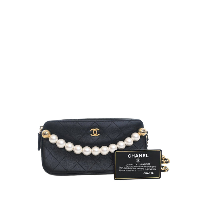 Chanel CC Matelassé Cuir de chèvre Chic Perles Double Zip Pochette avec chaîne