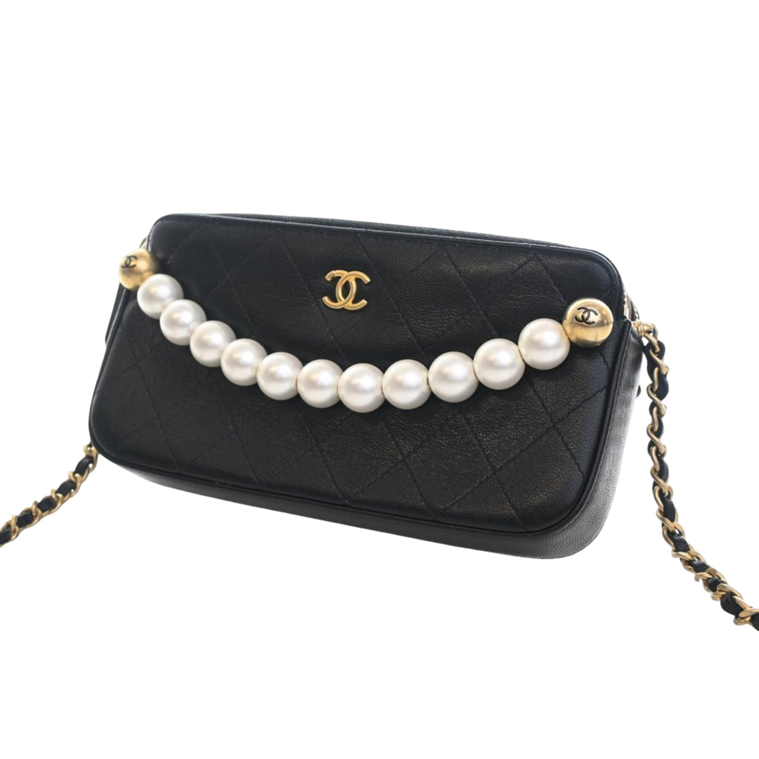 Chanel CC Matelassé Cuir de chèvre Chic Perles Double Zip Pochette avec chaîne