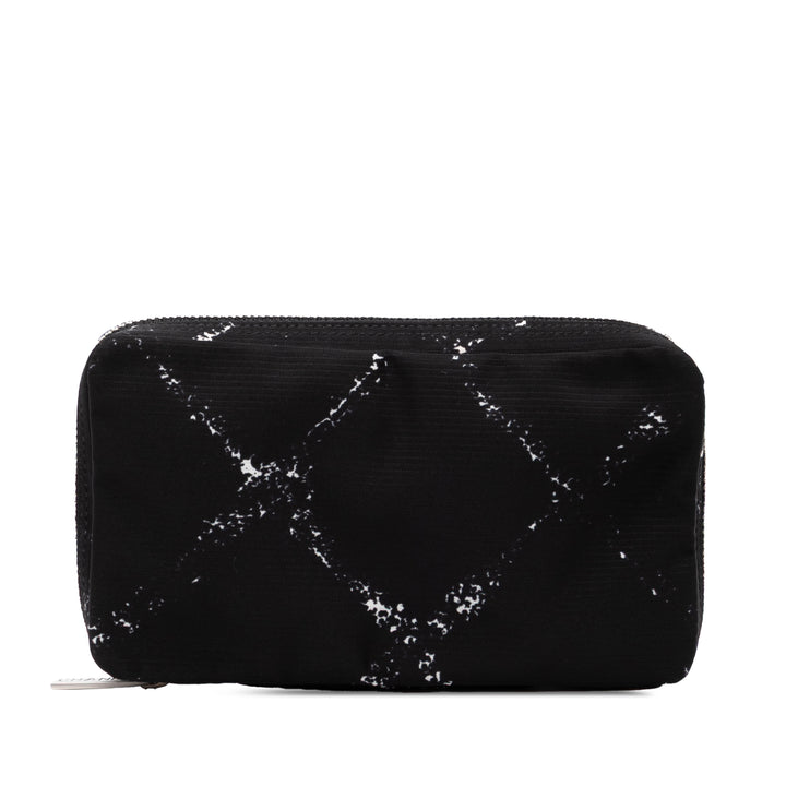 Chanel Old Travel Line Nylon Pochette Noir – GABY PARIS Authentique