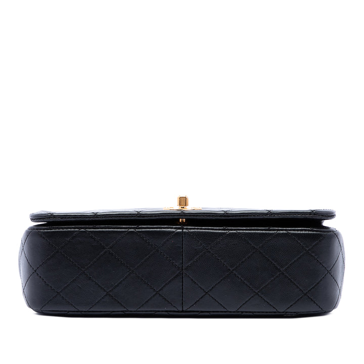 Chanel CC Matelassé Rabat intégral Moyen Cuir d'agneau Noir – vue 3 – GABY PARIS
