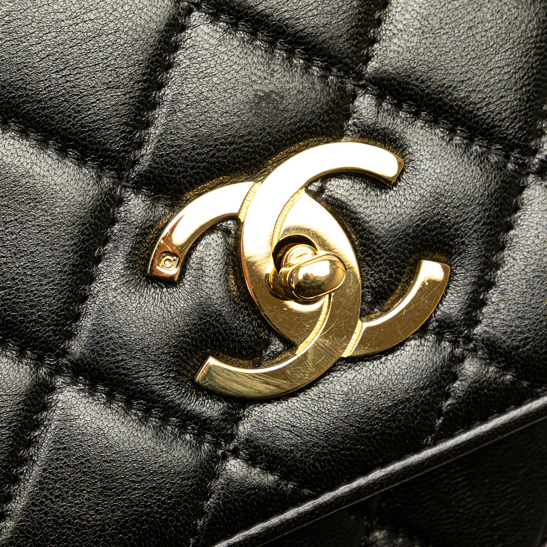 Chanel CC Matelassé Cuir d’agneau Chain à rabat