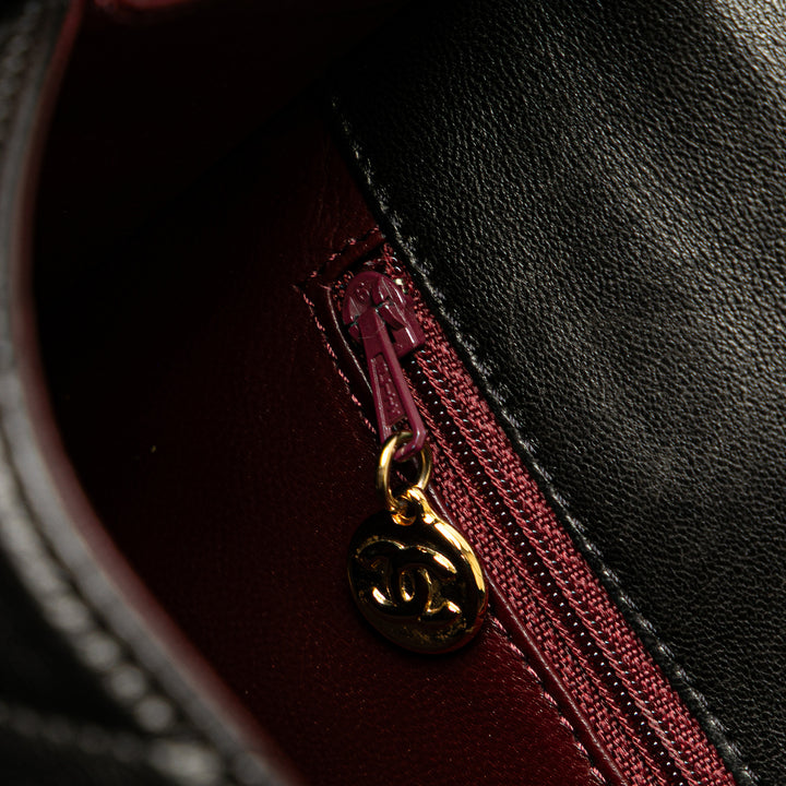 Chanel CC Matelassé Cuir d’agneau Chain à rabat