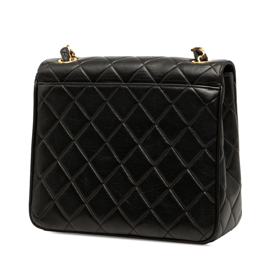 Chanel Matelassé Cuir d’agneau XL Square à rabat
