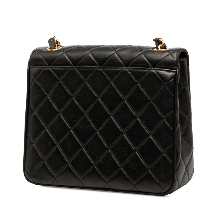 Chanel Matelassé Cuir d’agneau XL Square à rabat