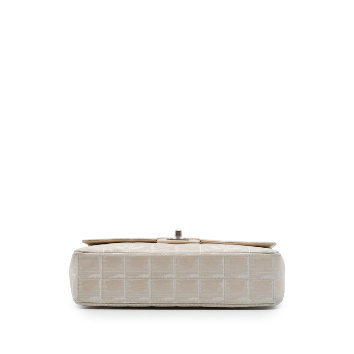 Chanel New Travel Line Rabat simple Moyen Beige – vue 3 – GABY PARIS