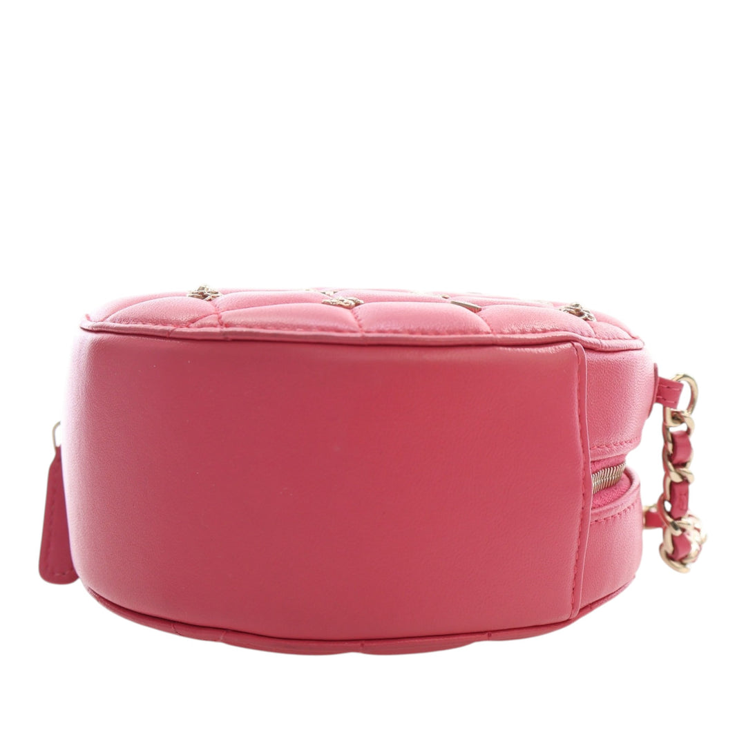Chanel CC Matelassé Cuir d’agneau Lucky Charms Rond Pochette avec chaîne