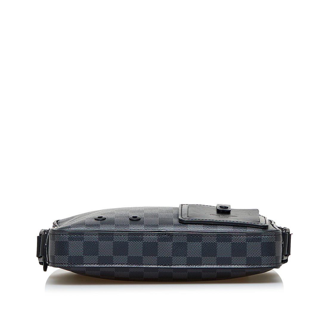 Damier Graphite Alpha Messenger Bag Black - Gaby Paris