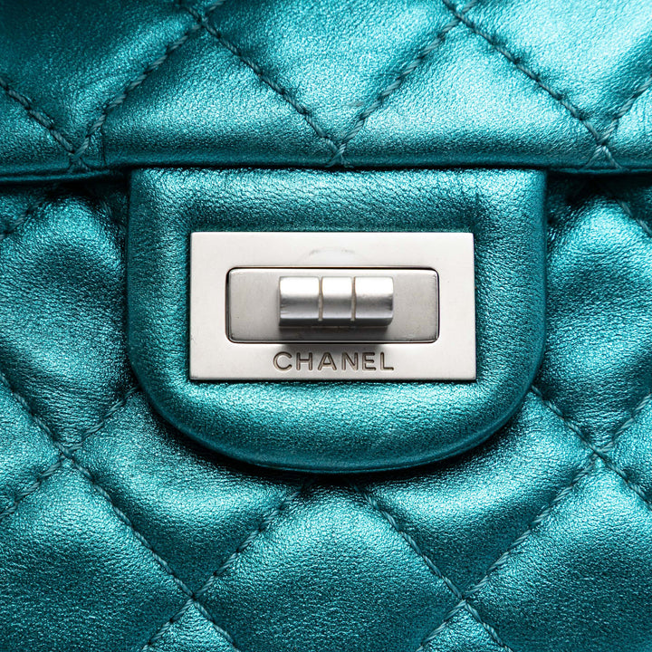 Chanel Matelassé Metallic Cuir de veau Reissue 2.55 à rabat 226