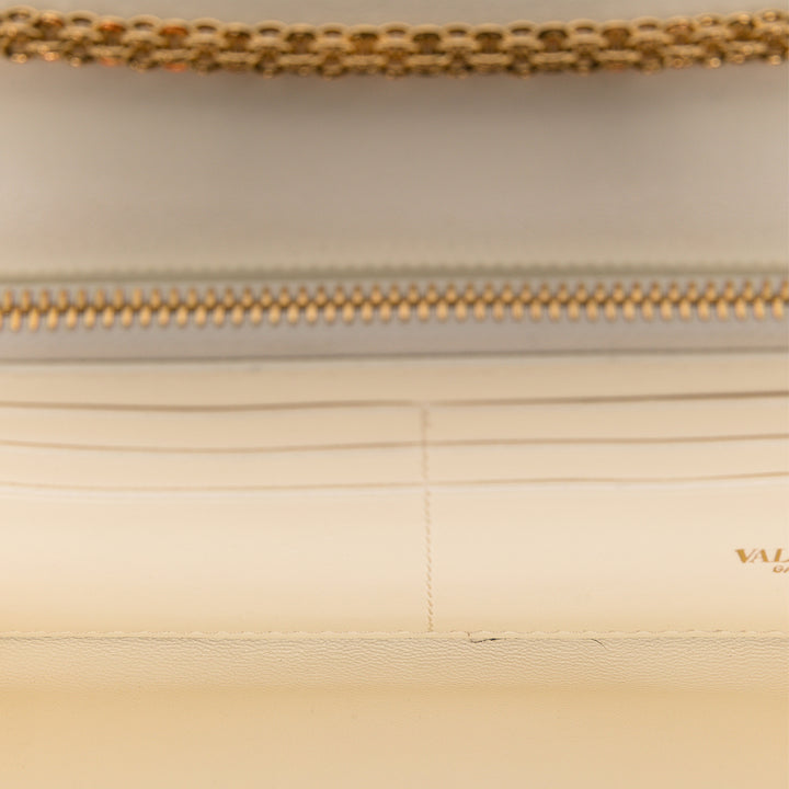 Valentino Sac bandoulière Roman Stud Wallet on Chain nappa Blanc – vue 4 – GABY PARIS