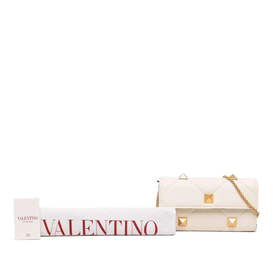 Valentino Sac bandoulière Roman Stud Wallet on Chain nappa Blanc – vue 6 – GABY PARIS