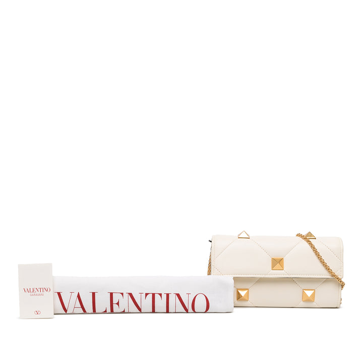 Valentino Sac bandoulière Roman Stud Wallet on Chain nappa Blanc – vue 6 – GABY PARIS