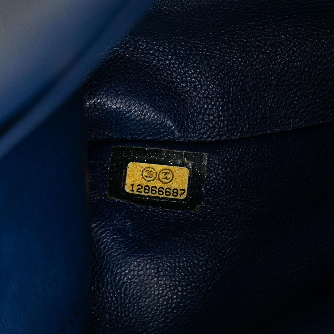 Chanel Medium Classic Caviar Double rabat Bleu – GABY PARIS Authentique