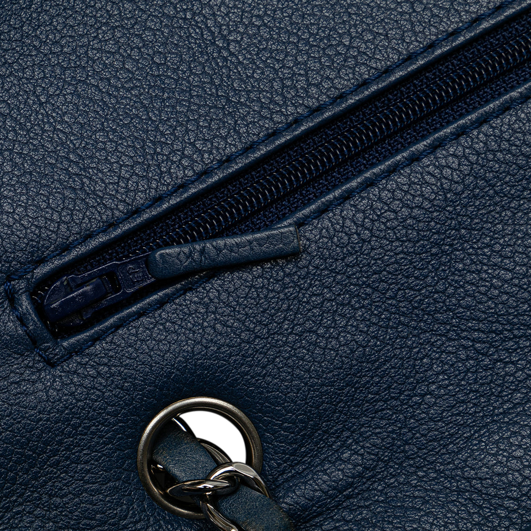 Chanel Medium Classic Caviar Double rabat Bleu – GABY PARIS Authentique