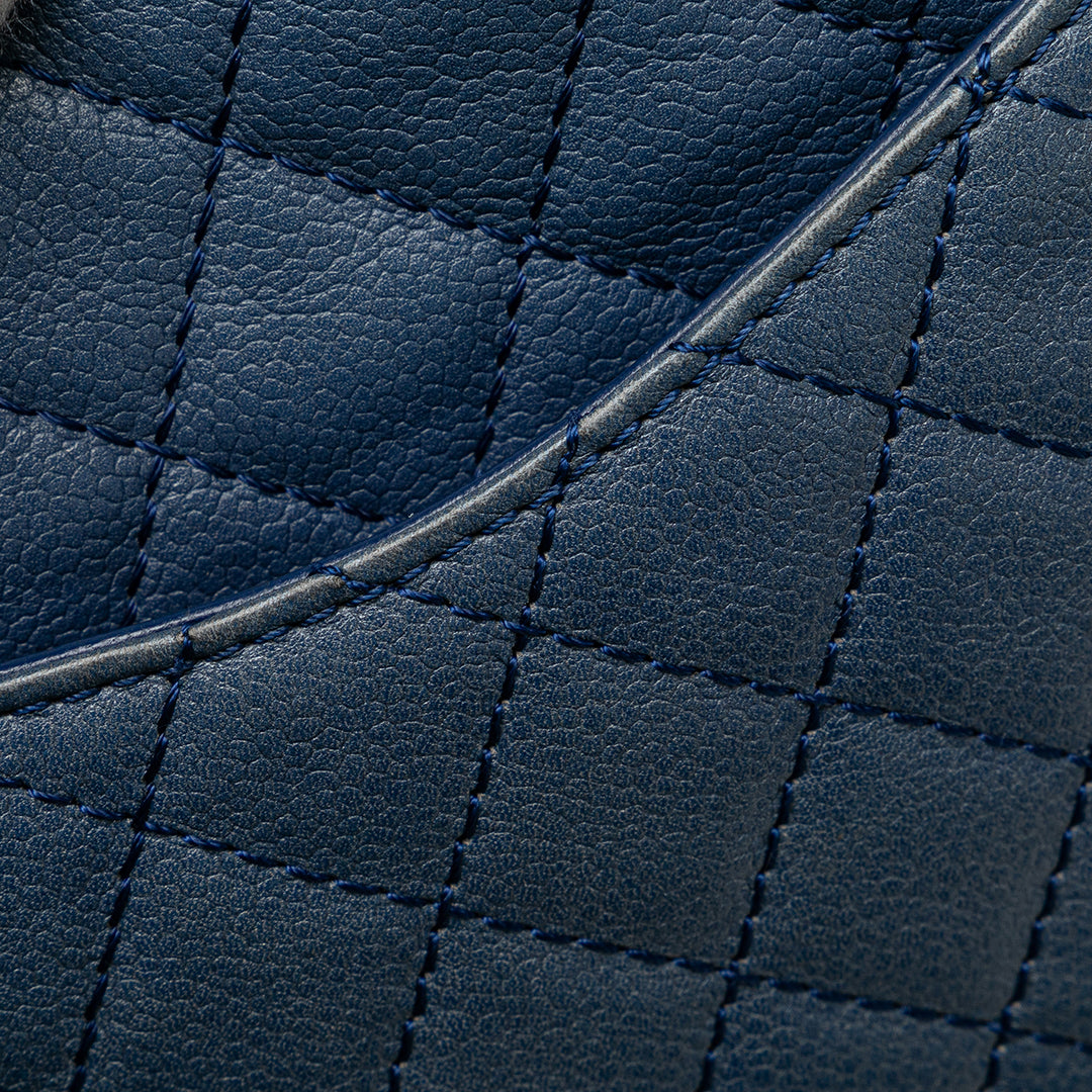 Chanel Medium Classic Caviar Double rabat Bleu – GABY PARIS Authentique