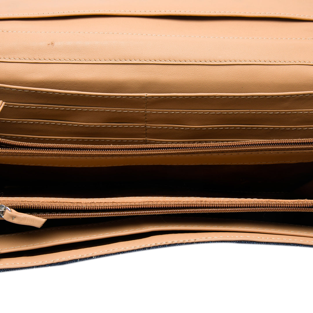 CC Matelassé Turn Lock Wallet on Chain Jean Bleu