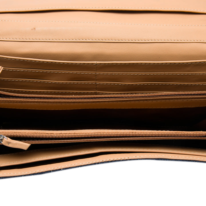 CC Matelassé Turn Lock Wallet on Chain Jean Bleu