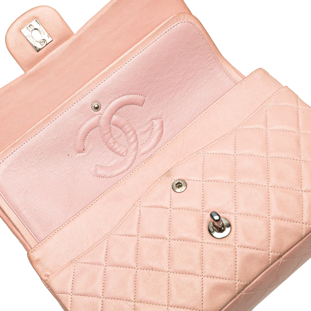 Chanel Medium Classic Cuir d’agneau Double rabat Rose