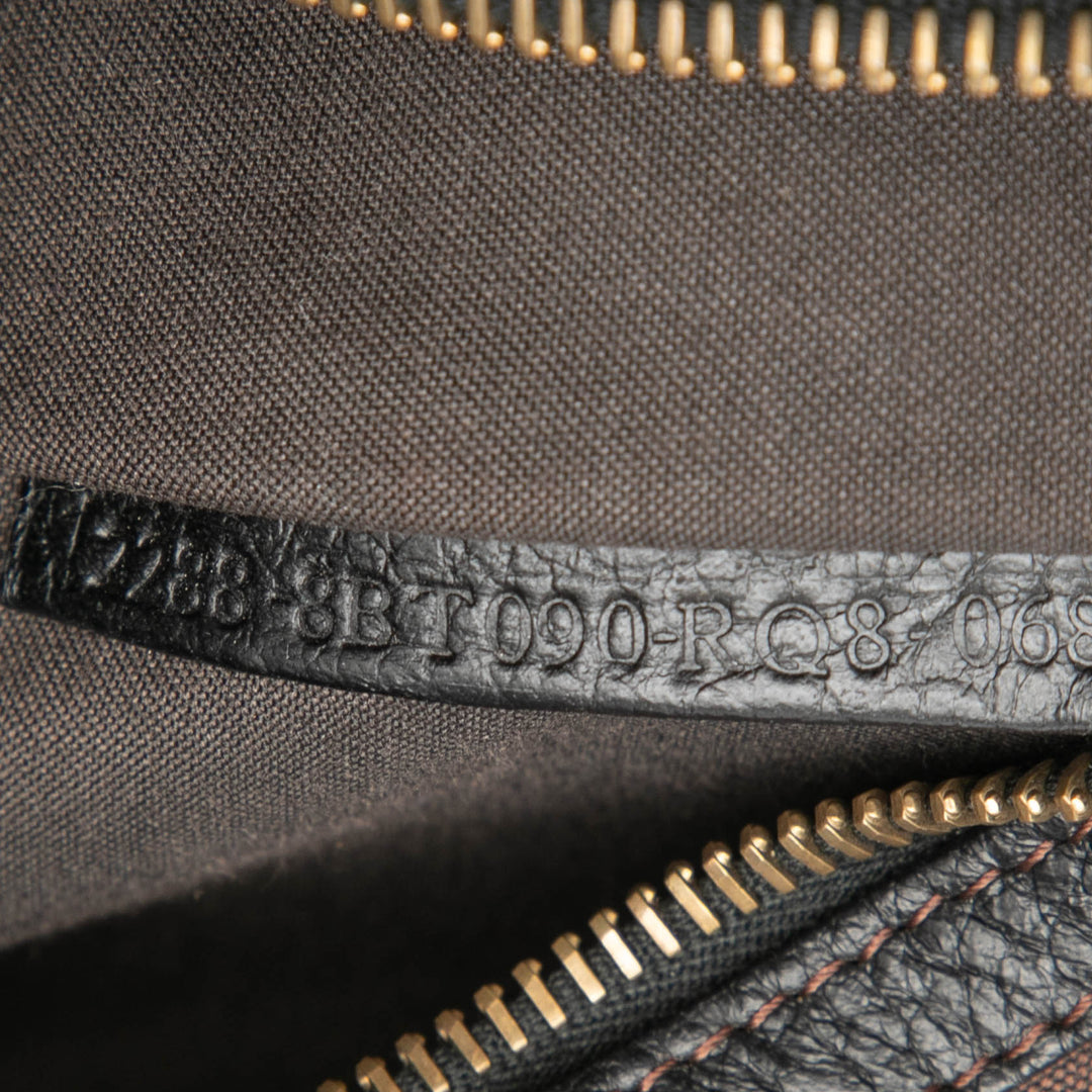 Fendi Sac bandoulière Zucchino F Charm Marron – vue 6 – GABY PARIS