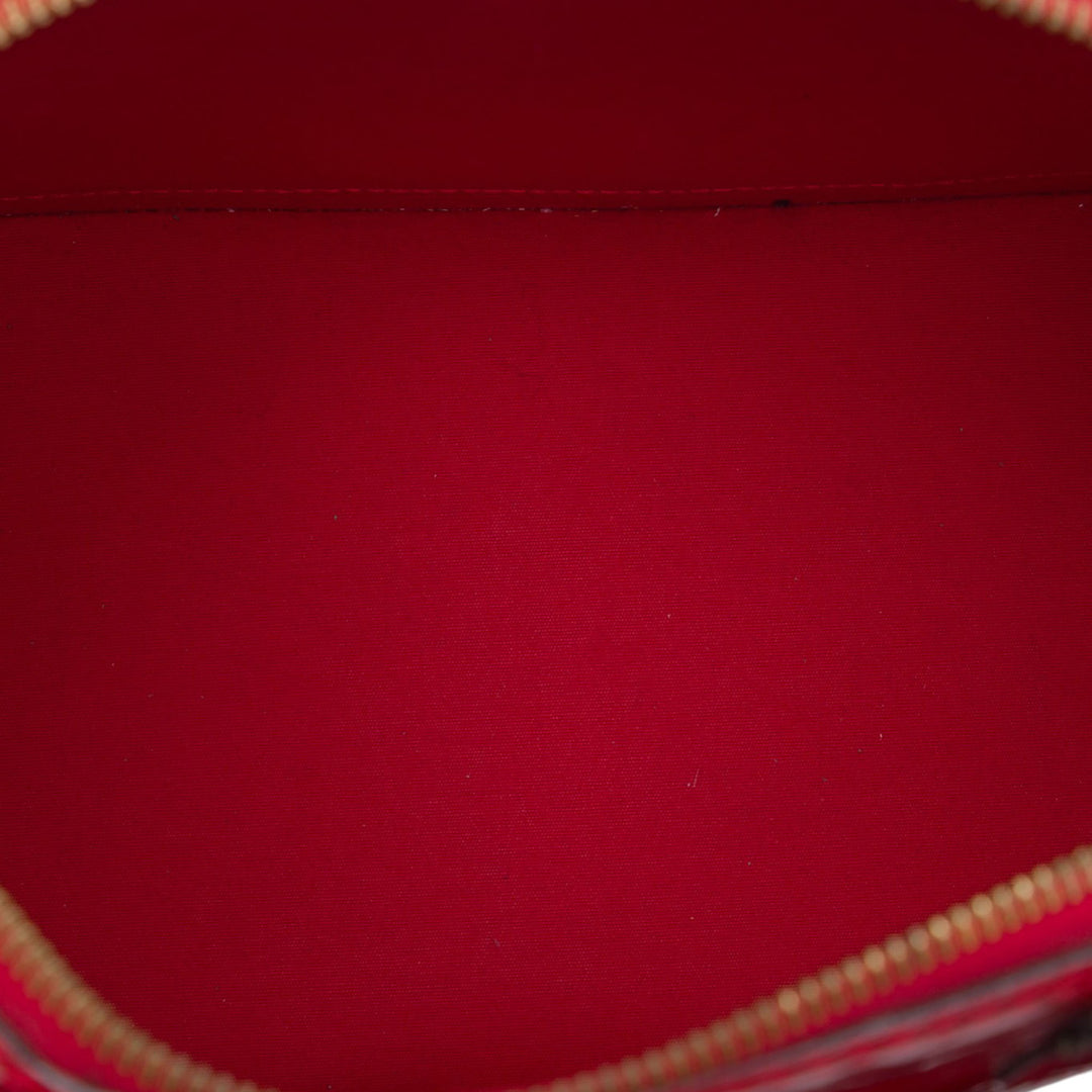 Louis Vuitton Alma PM Cuir verni Monogram Rouge – vue 4 – GABY PARIS