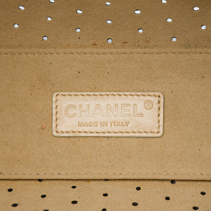 Chanel CC perforé Cuir verni Cabas