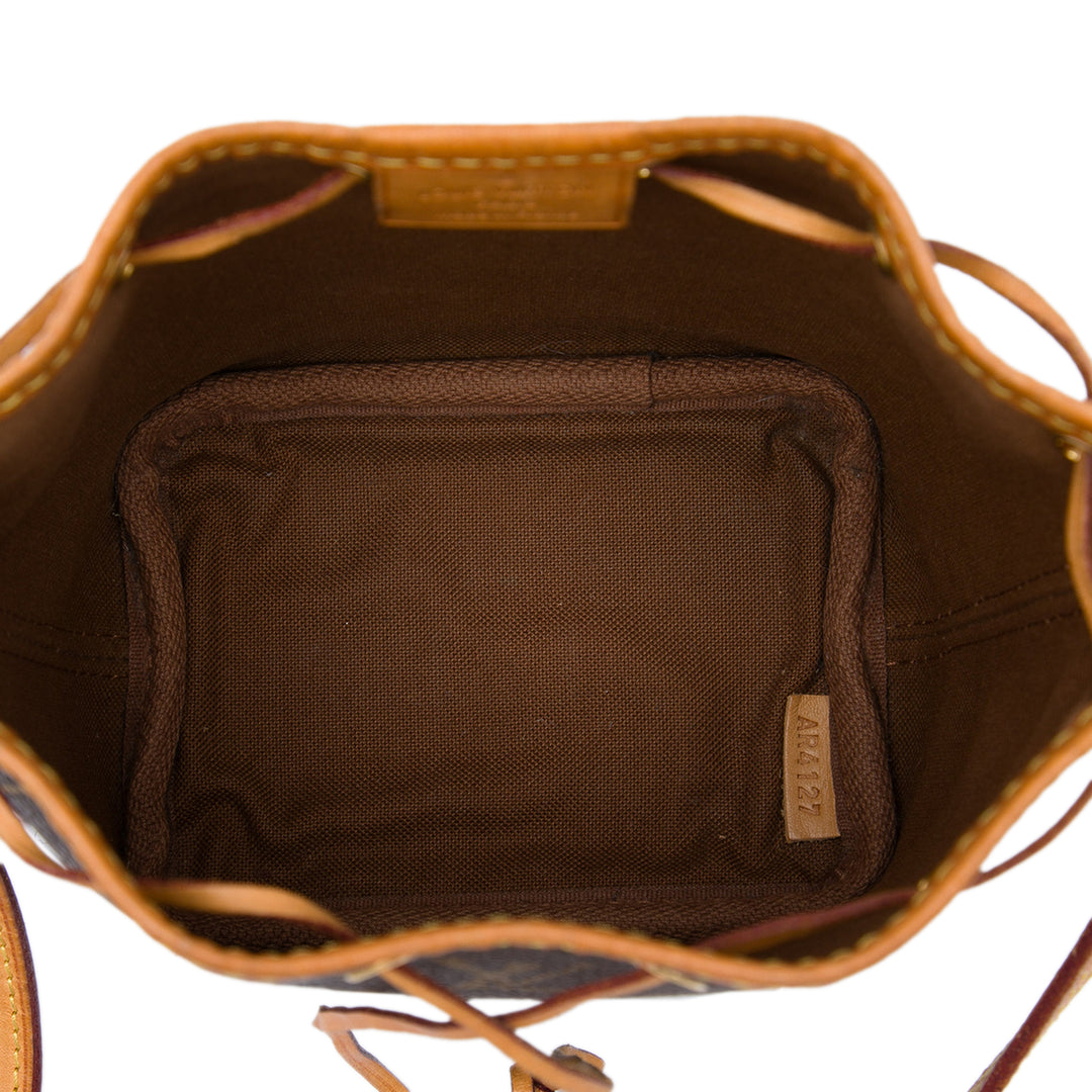 Louis Vuitton Sac seau Noe Monogram Nano Marron – vue 4 – GABY PARIS