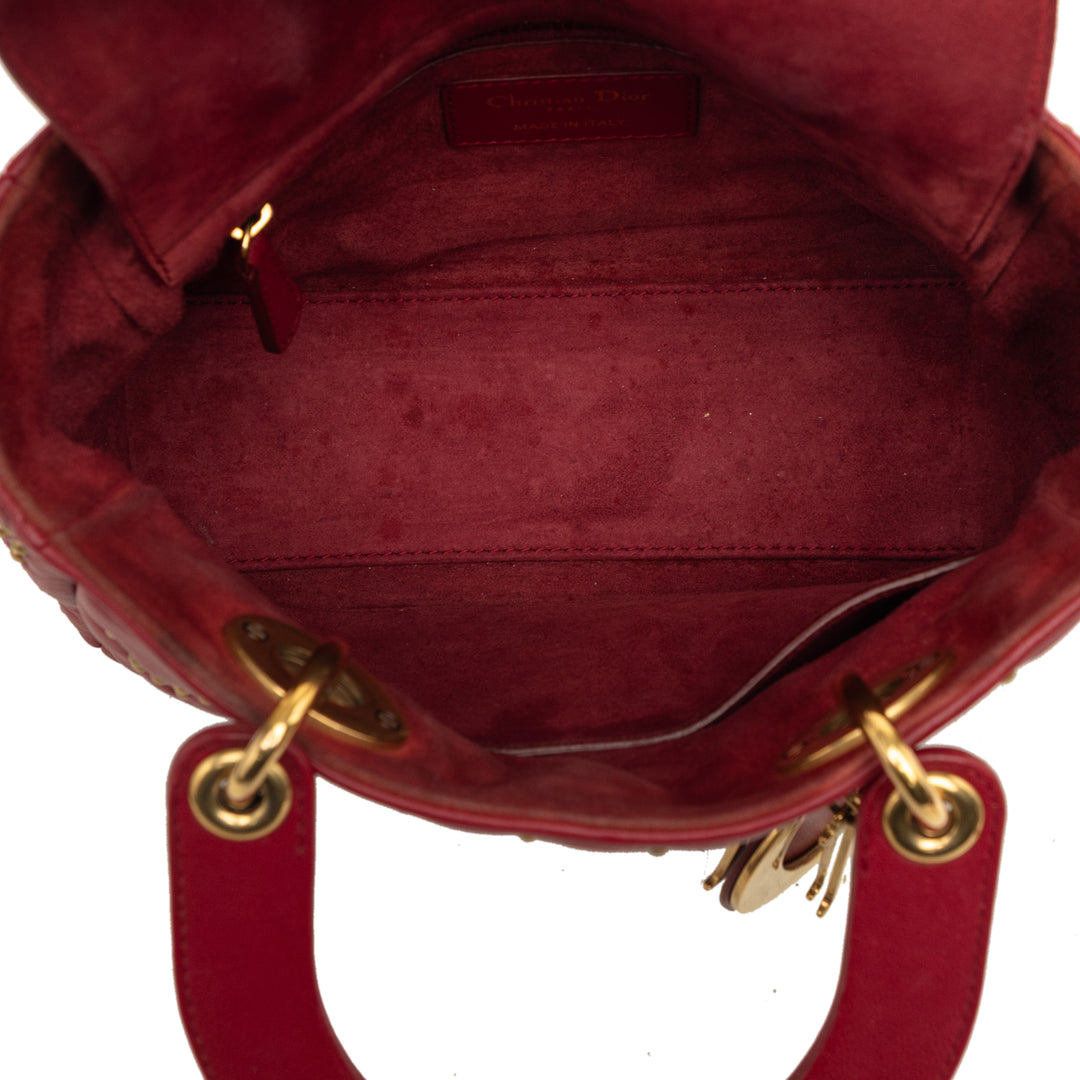 Lady Dior Cannage clouté Souple Petit Cuir d'agneau Rouge