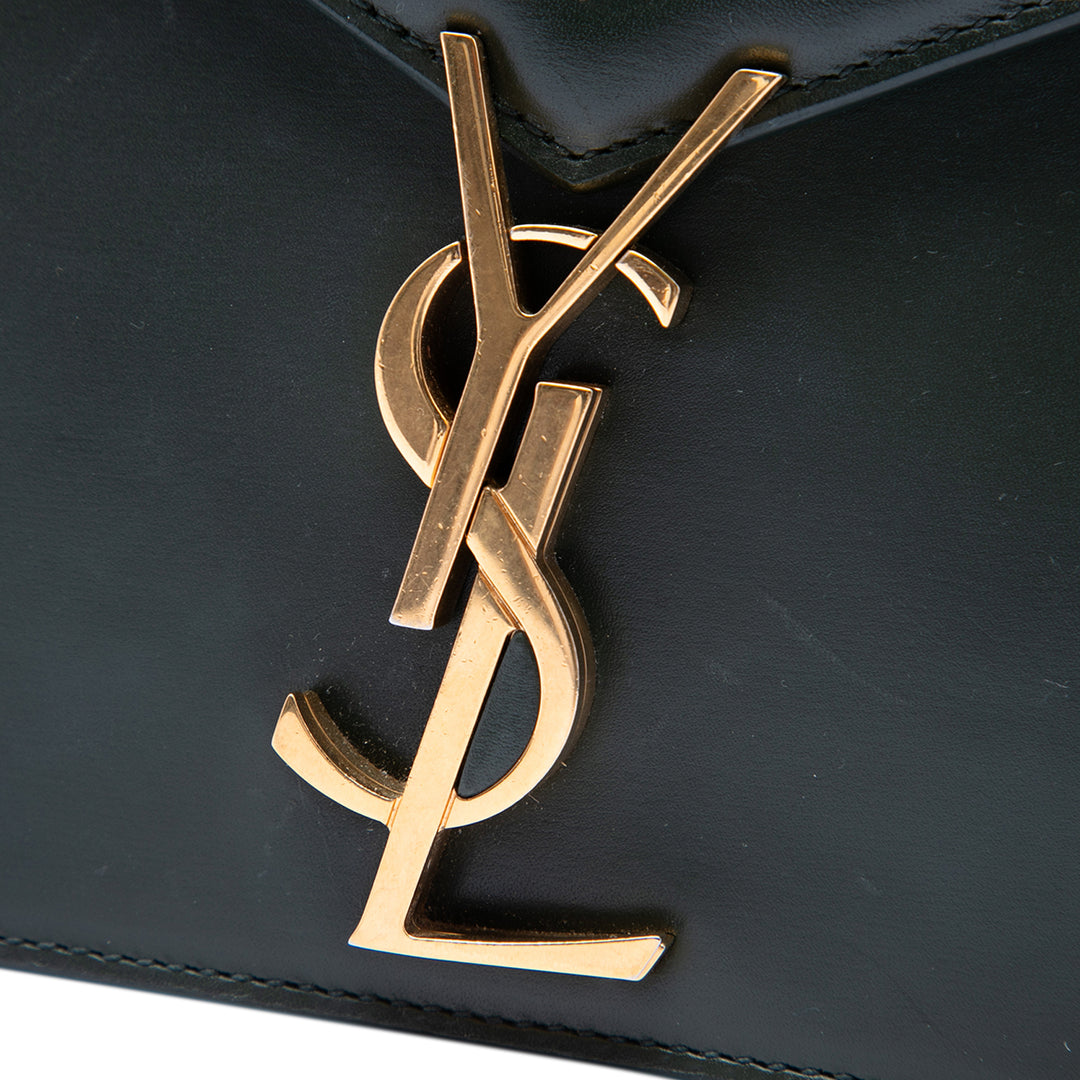 Saint Laurent Smooth Cuir de veau Monogram Cassandra Clasp Sac