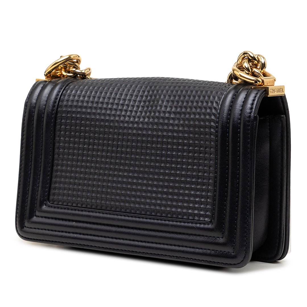 Chanel Small Cuir d’agneau embossé Cube Boy à rabat
