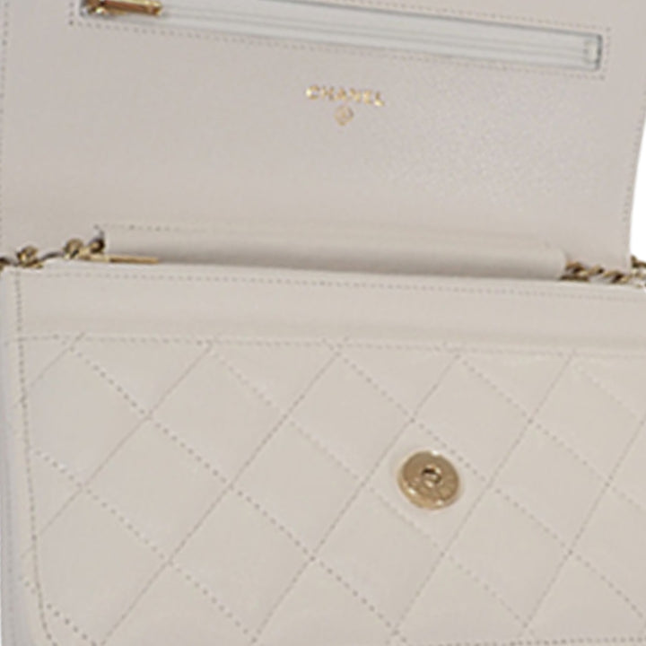 Classic Wallet on Chain Cuir caviar Blanc