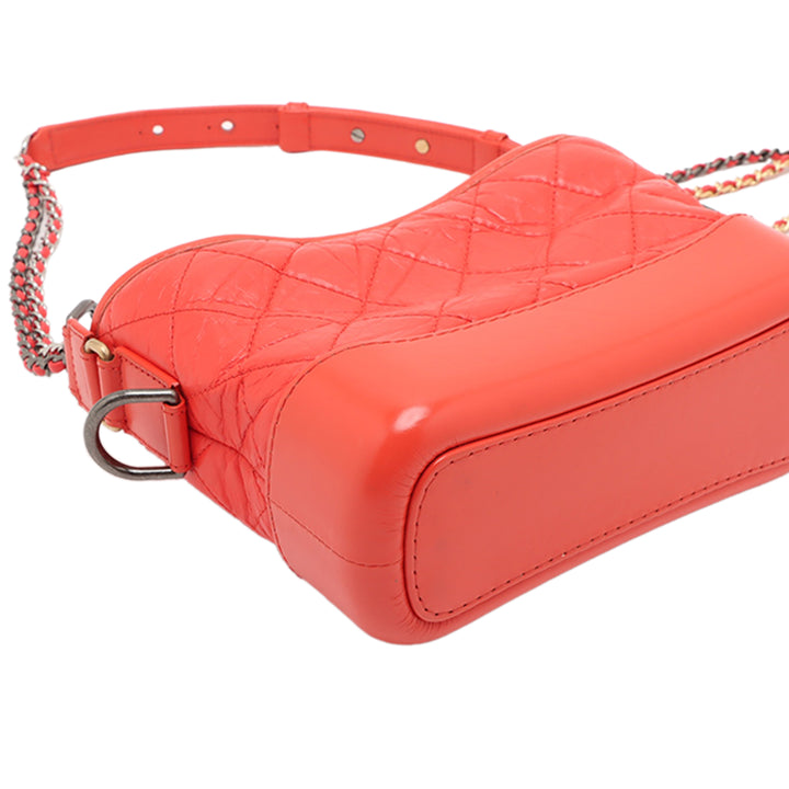 Chanel Small vieilli Cuir de veau Gabrielle Sac porté croisé