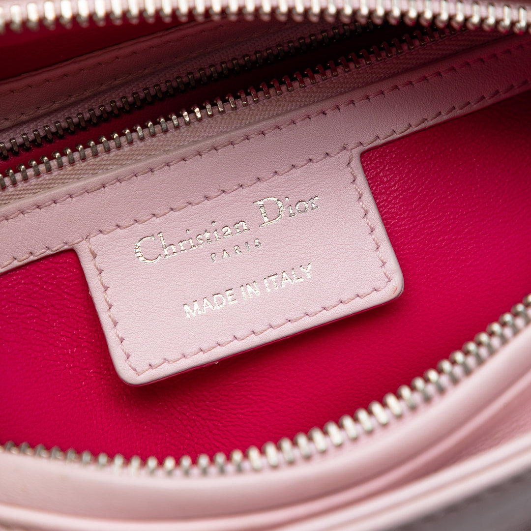 Dior Medium Cuir de veau Cuir verni brodé Valentines Day Heart Lady Dior