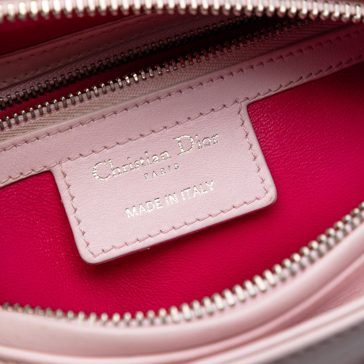 Dior Medium Cuir de veau Cuir verni brodé Valentines Day Heart Lady Dior