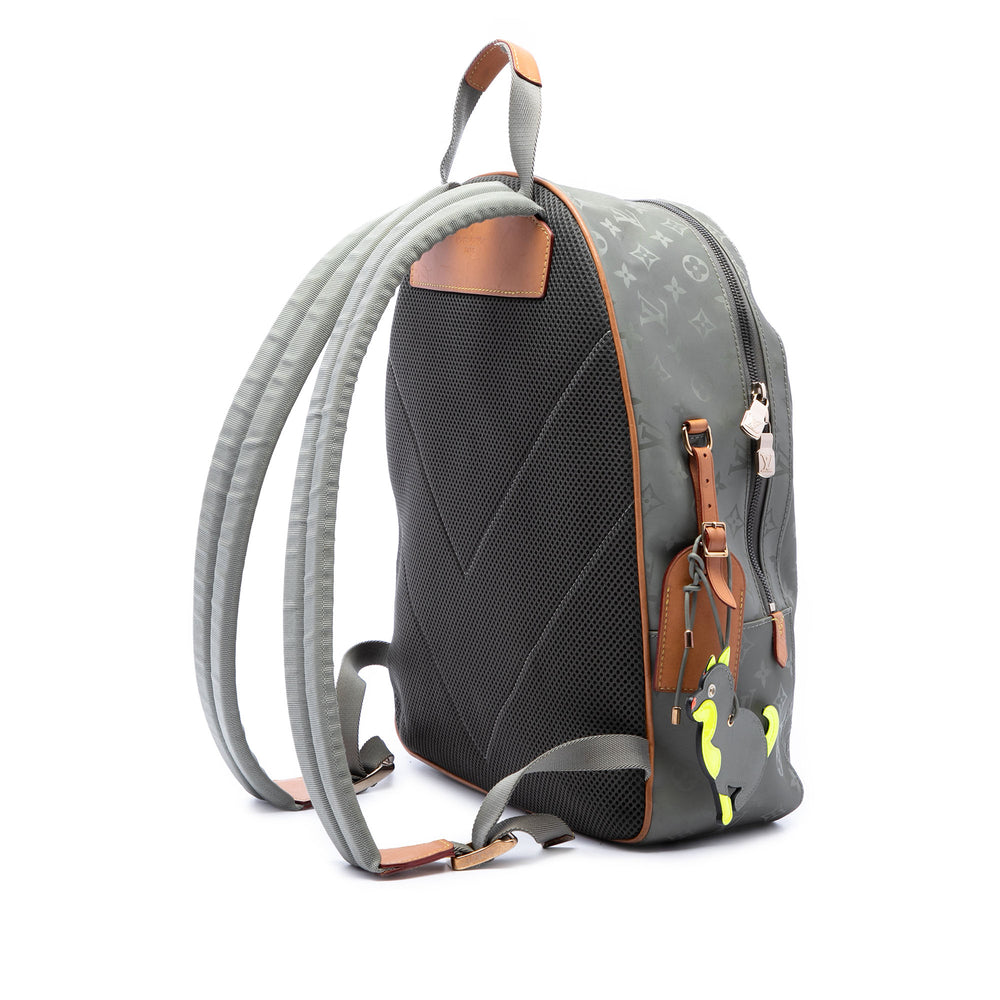 Louis Vuitton Titanium Sac à dos PM Monogram Gris – vue 2 – GABY PARIS