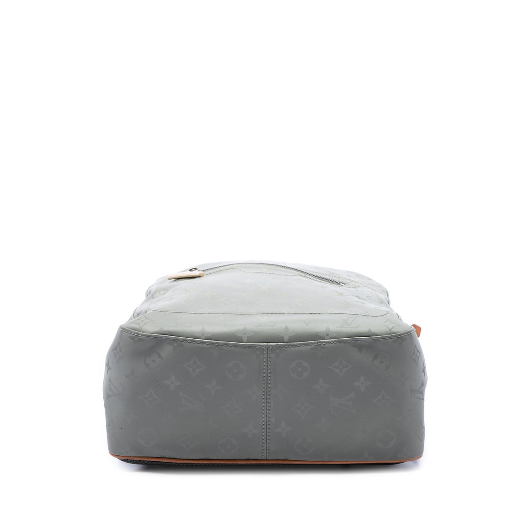 Louis Vuitton Titanium Sac à dos PM Monogram Gris – vue 3 – GABY PARIS