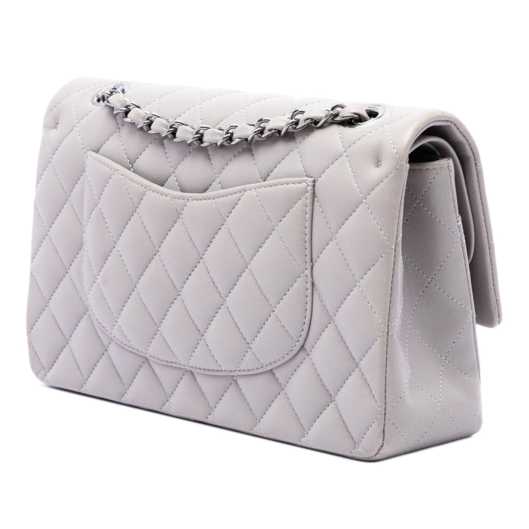 Chanel Classic Double rabat Moyen Cuir d'agneau Gris – vue 2 – GABY PARIS