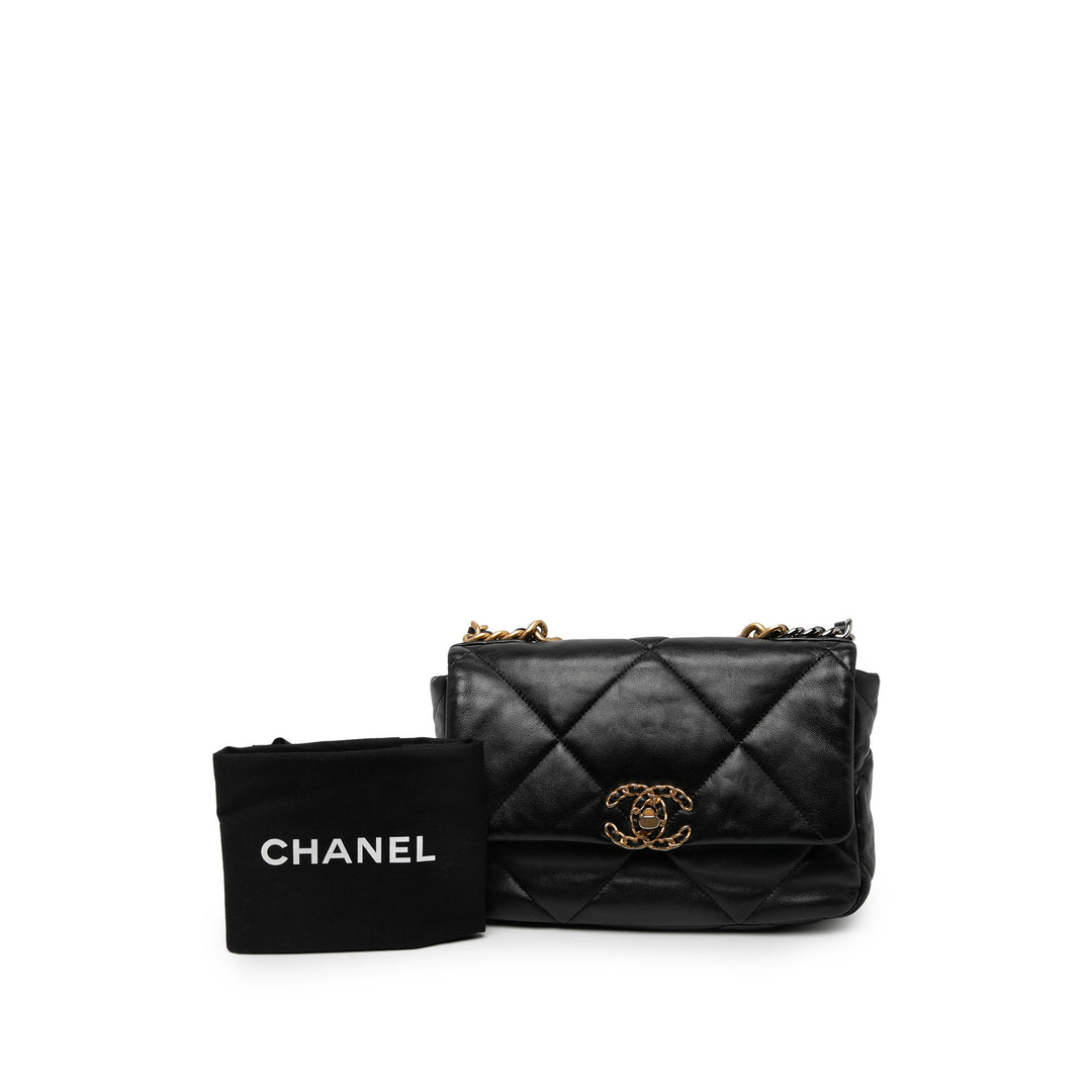 Chanel Sac à main 19 à rabat Moyen Cuir d'agneau Noir – vue 10 – GABY PARIS