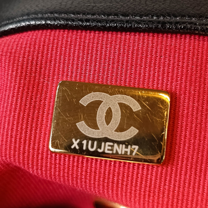 Chanel Sac à main 19 à rabat Moyen Cuir d'agneau Noir – vue 6 – GABY PARIS