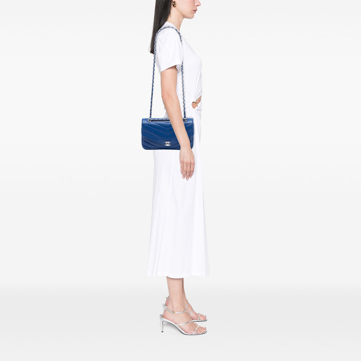 Chanel Medium Chevron Caviar Data Center Envelope à rabat