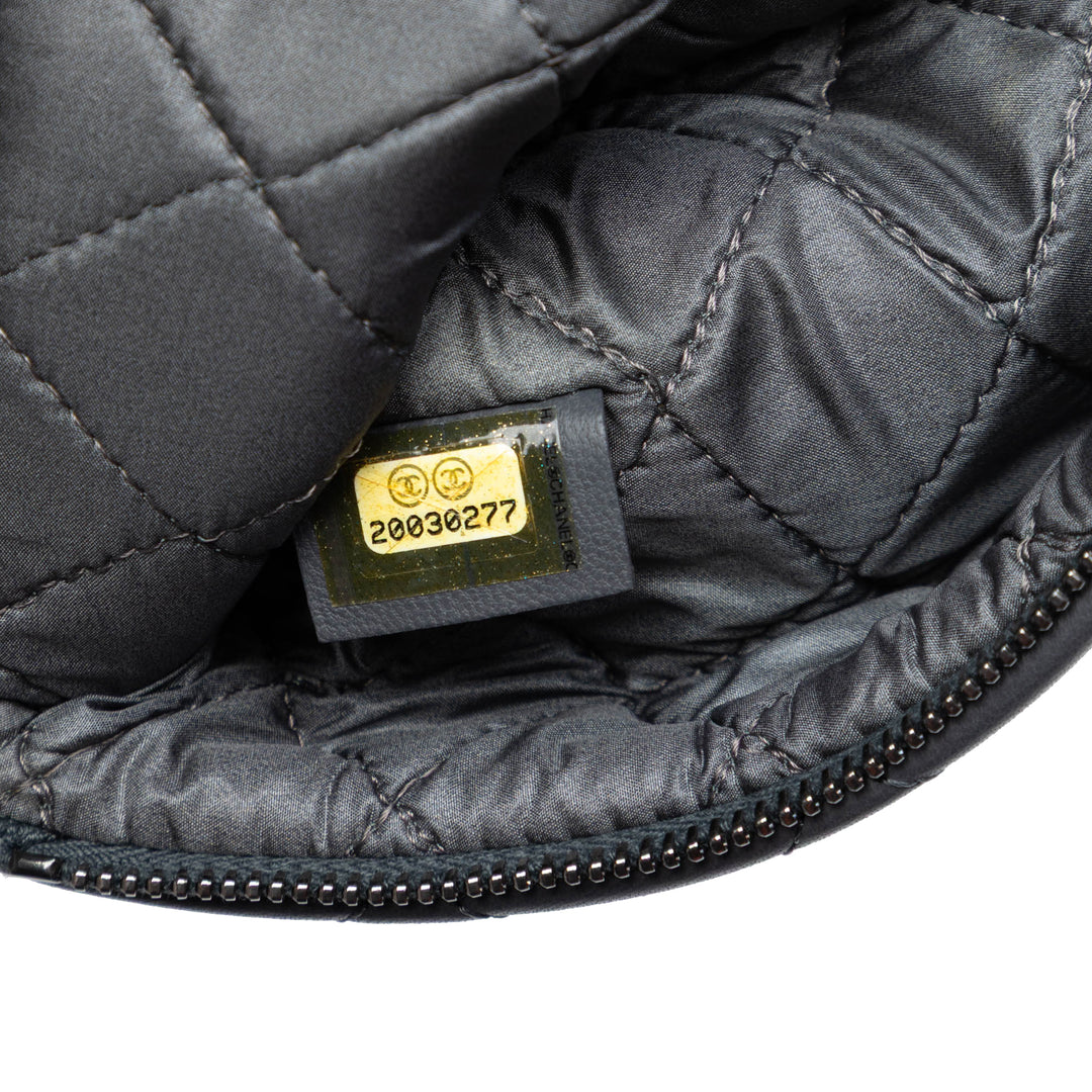 Chanel CC Matelassé Foldover Pochette Cuir d'agneau