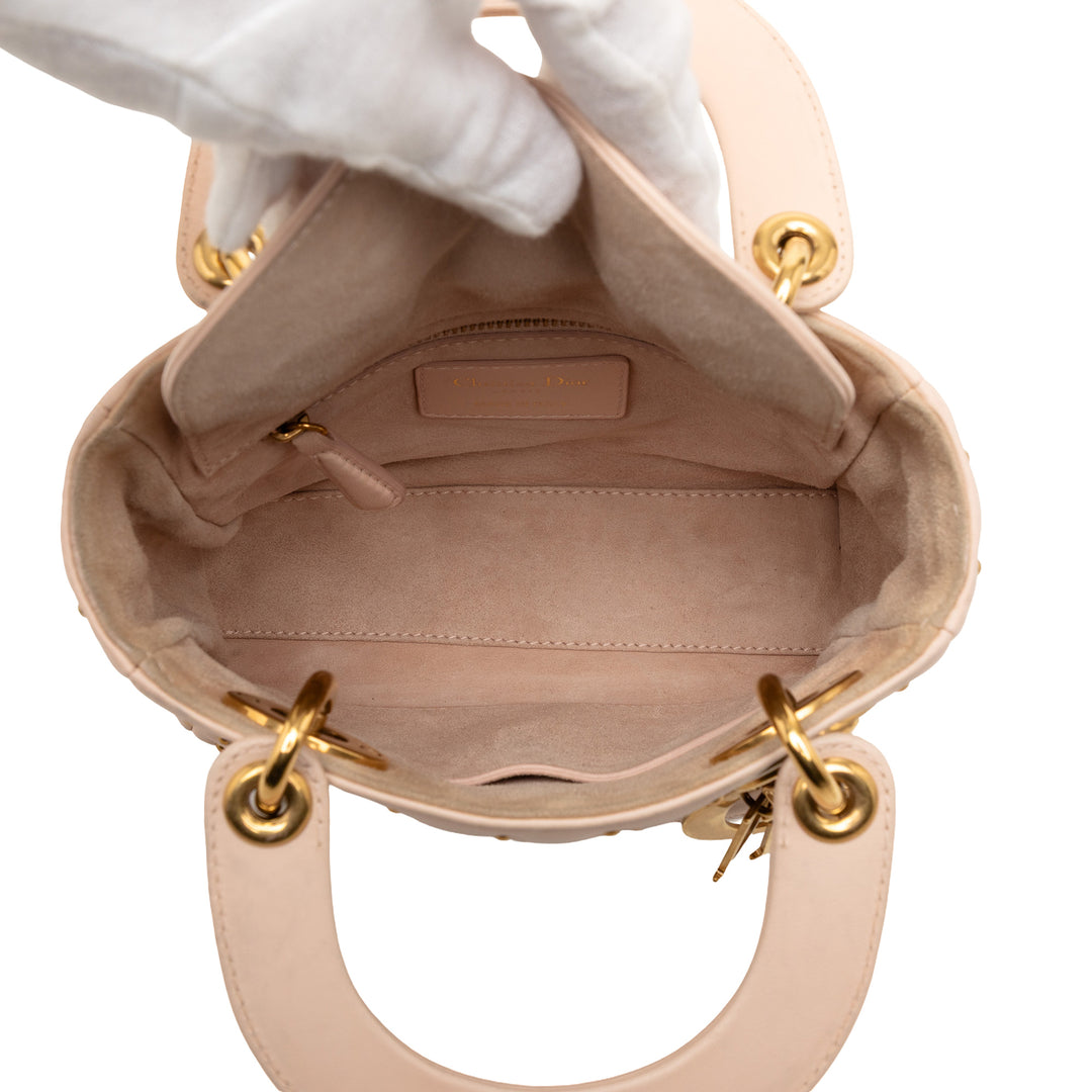 Dior Mini Cuir d’agneau Cannage clouté Supple Lady Dior