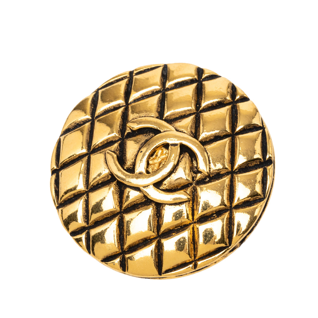 Chanel CC plaqué Matelassé Rond Broche Métal