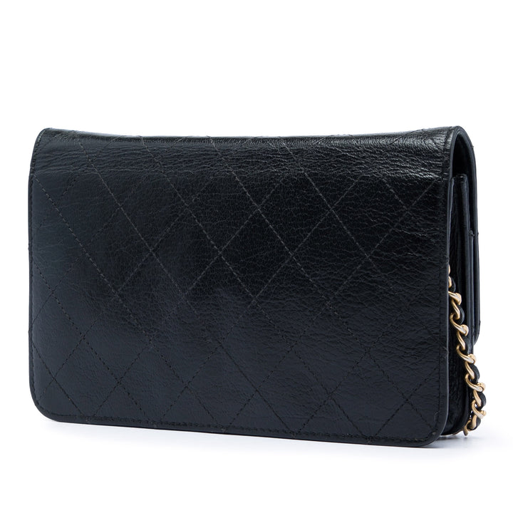Chanel Surpiqué Cuir de chèvre Golden CC Wallet on Chain