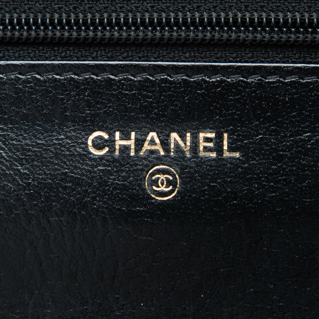 Chanel Surpiqué Cuir de chèvre Golden CC Wallet on Chain