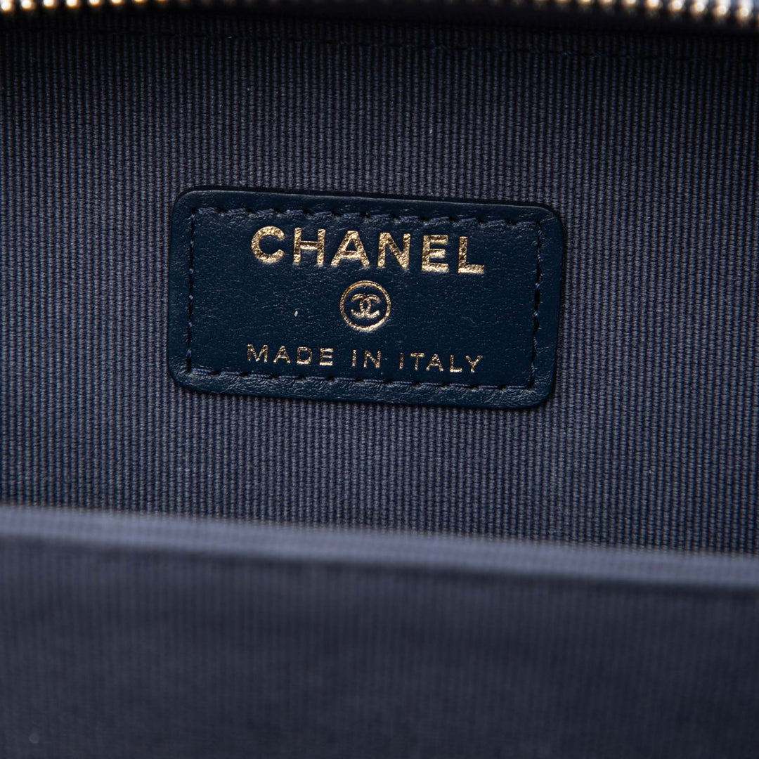 Chanel CC Printed Jean Camera Étui