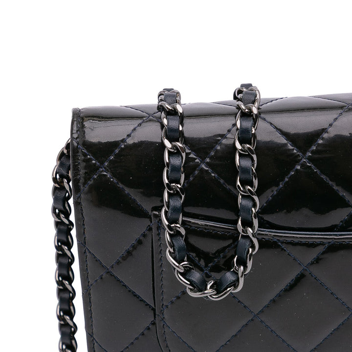 Chanel CC Quilted Cuir verni Wallet On Chain Noir