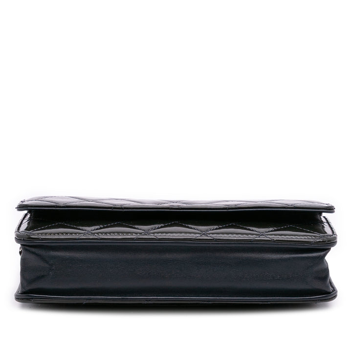 Chanel CC Quilted Cuir verni Wallet On Chain Noir