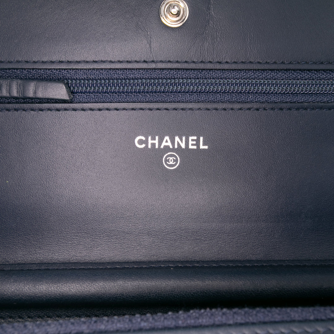 Chanel CC Quilted Cuir verni Wallet On Chain Noir