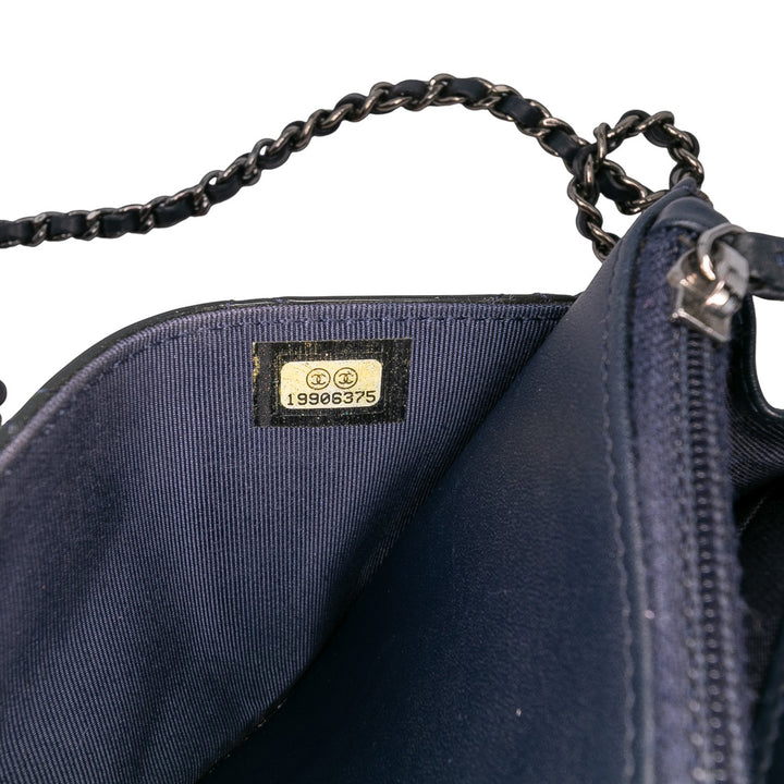 Chanel CC Quilted Cuir verni Wallet On Chain Noir