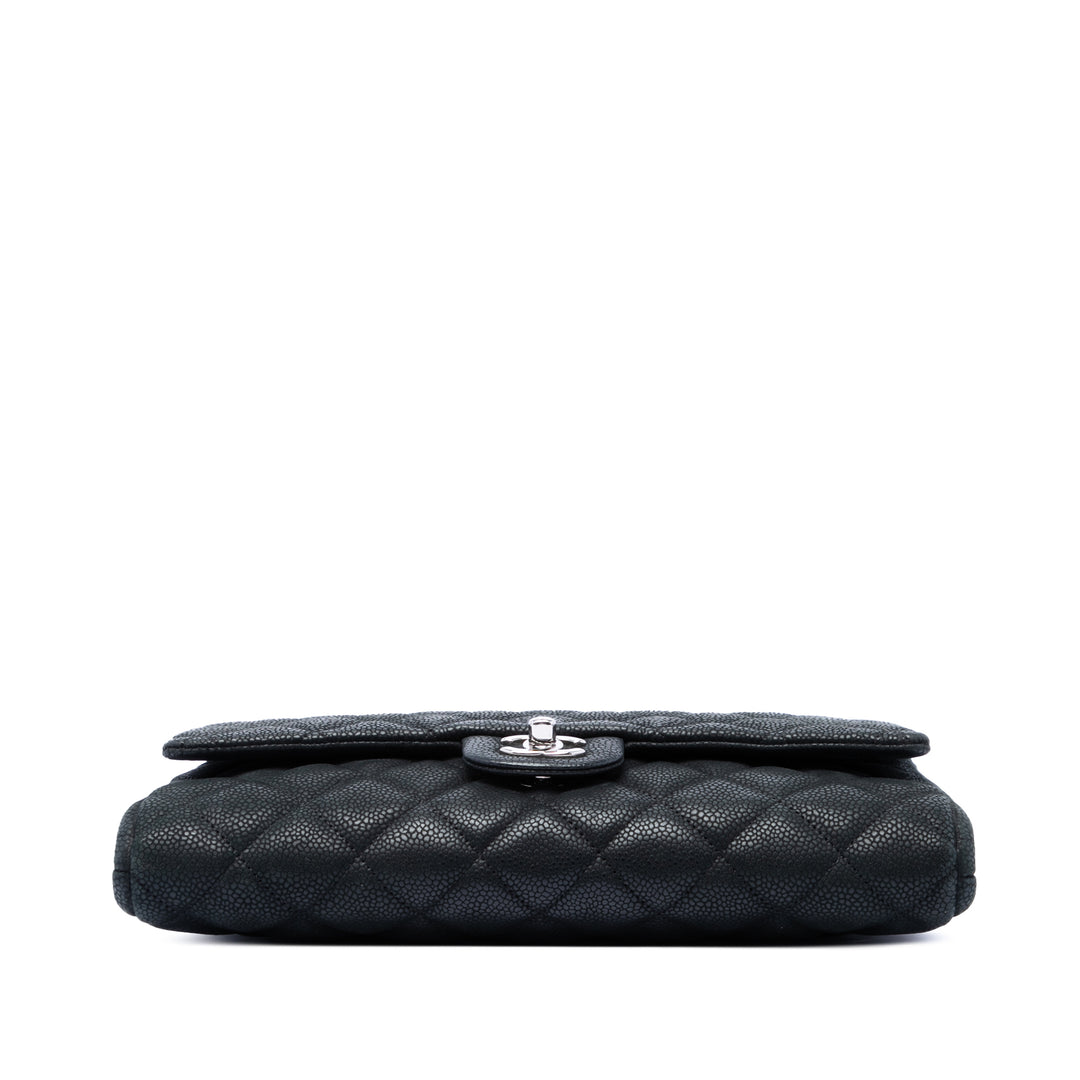 Chanel CC Matelassé Caviar à rabat Pochette avec chaîne