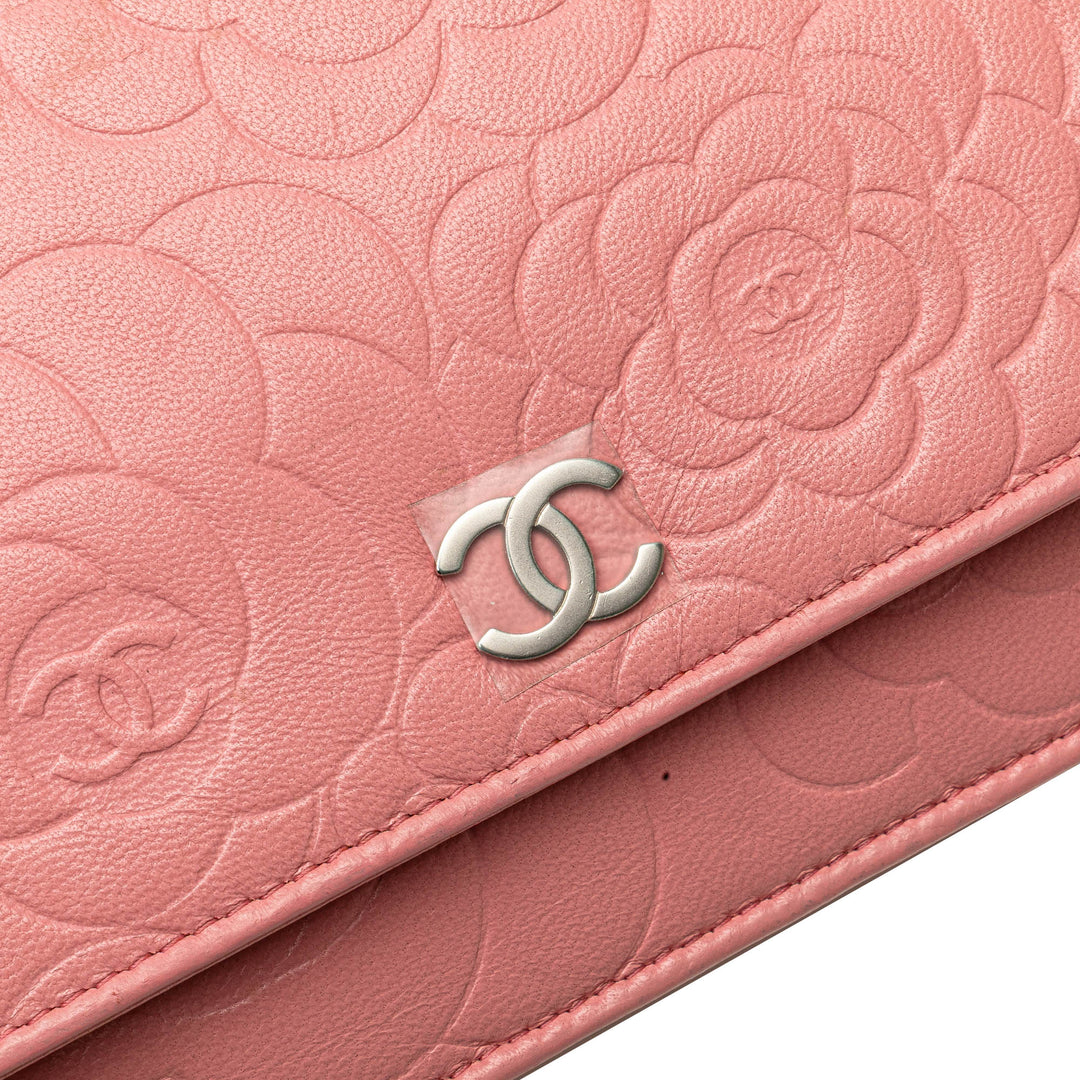 Embossed Lambskin Camellia Wallet On Chain Pink - Gaby Paris